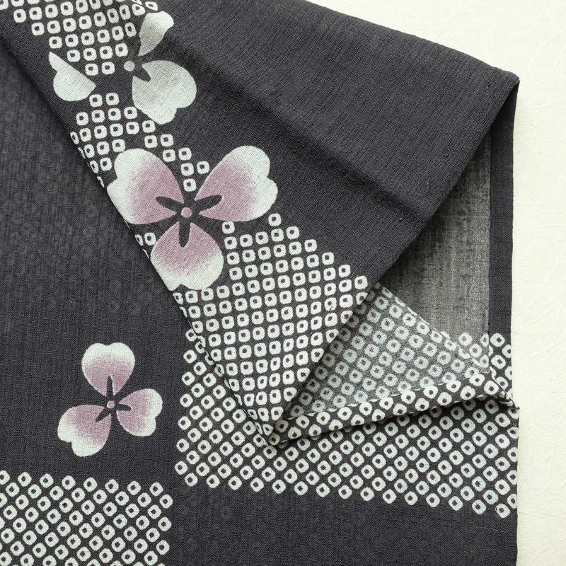 盛夏 小紋 ポリエステル チェック・格子柄 単衣仕立て 身丈151cm 裄丈65.5cm 桜 市松 鹿の子 着物 グレー_画像13