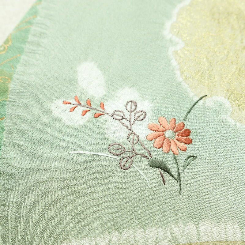 訪問着 良品 絞り 金駒刺繍 一つ紋付き 正絹 木の葉・植物柄 袷仕立て 身丈158cm 裄丈67.5cm 箔 刺繍 金彩 フォーマル 着物 入学式 卒業式 結婚式 緑・うぐいす色_画像10