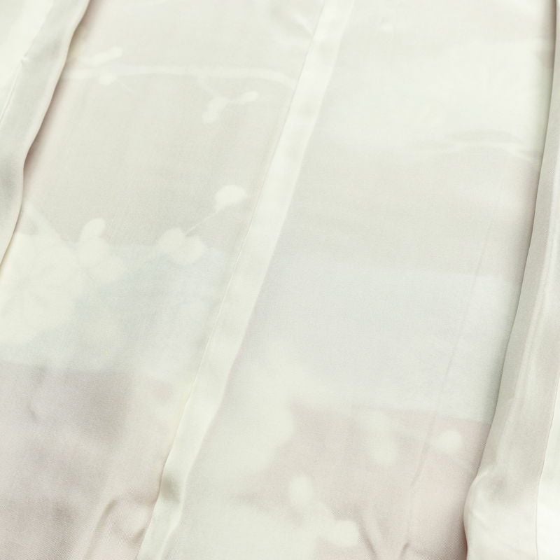 振袖 良品 金駒刺繍 綸子 正絹 古典柄 袷仕立て 身丈153.5cm 裄丈63cm 箔 金彩 フォーマル 着物 成人式 二十歳 松 菊 菖蒲 赤・朱_画像19