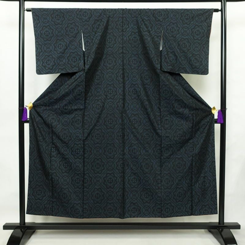 大島紬 証紙なし 正絹 幾何学柄・抽象柄 袷仕立て 身丈153.5cm 裄丈63cm 着物 青・紺_画像1