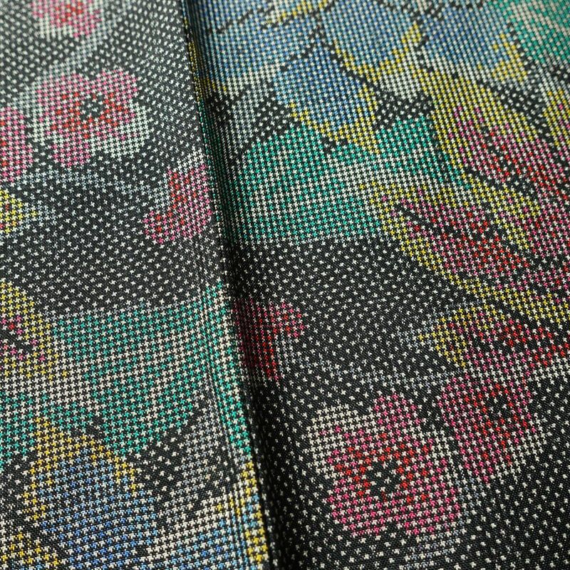 大島紬 証紙なし 正絹 花柄 袷仕立て 身丈162cm 裄丈66.5cm 着物 グレー_画像9