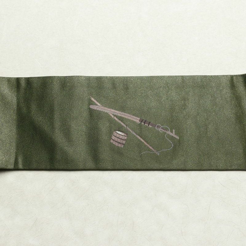 名古屋帯 なごや帯 太鼓柄 美品 正絹 風景柄 名古屋仕立て 金通し 舟 釣り シンプル 未使用品 帯 緑・うぐいす色_画像12