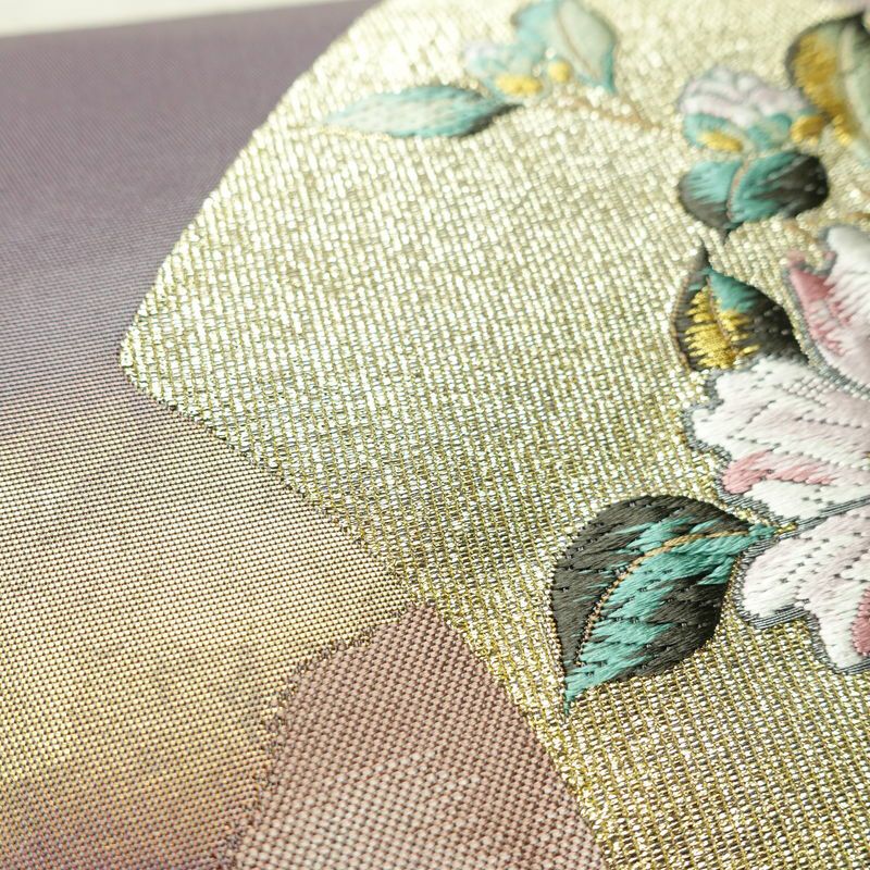 袋帯 六通柄 美品 証紙あり フォーマル用 正絹 花柄 箔 刺繍 金糸 帯 入学式 卒業式 結婚式 紫・藤色_画像5