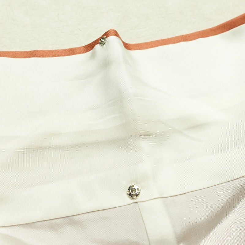 付け下げ 金駒刺繍 正絹 花柄 袷仕立て 身丈165cm 裄丈69cm 箔 刺繍 金彩 フォーマル 着物 入学式 卒業式 結婚式 くすみ朱色 赤・朱_画像21