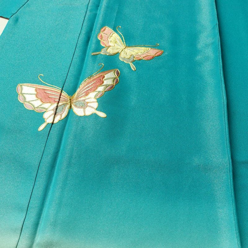 振袖 金駒刺繍 正絹 古典柄 袷仕立て 身丈163.5cm 裄丈70cm 箔 刺繍 金彩 金糸 着物 成人式 二十歳 蝶 緑・うぐいす色_画像5