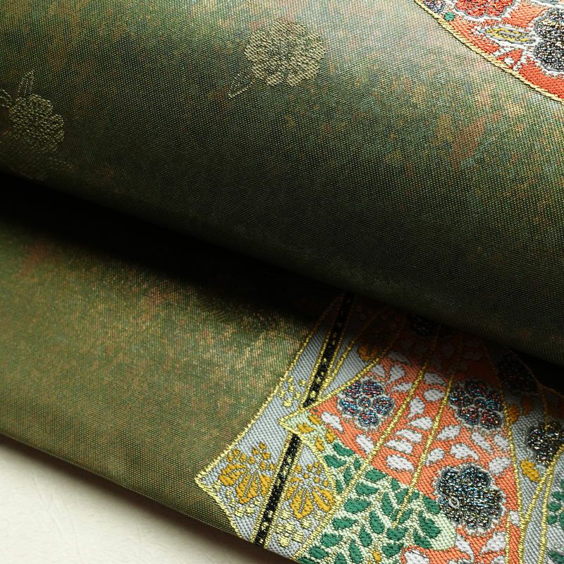 袋帯 六通柄 良品 フォーマル用 正絹 古典柄 箔 金糸 帯 入学式 卒業式 結婚式 緑・うぐいす色_画像8