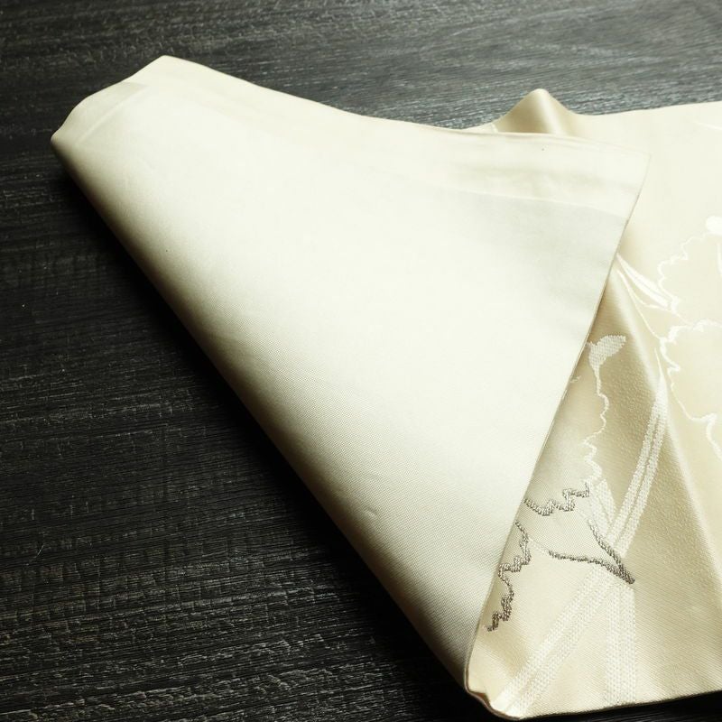 名古屋帯 六通柄 正絹 花柄 名古屋仕立て 箔 銀糸 帯 クリーム_画像8