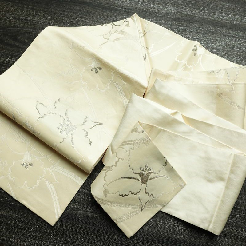 名古屋帯 六通柄 正絹 花柄 名古屋仕立て 箔 銀糸 帯 クリーム_画像19