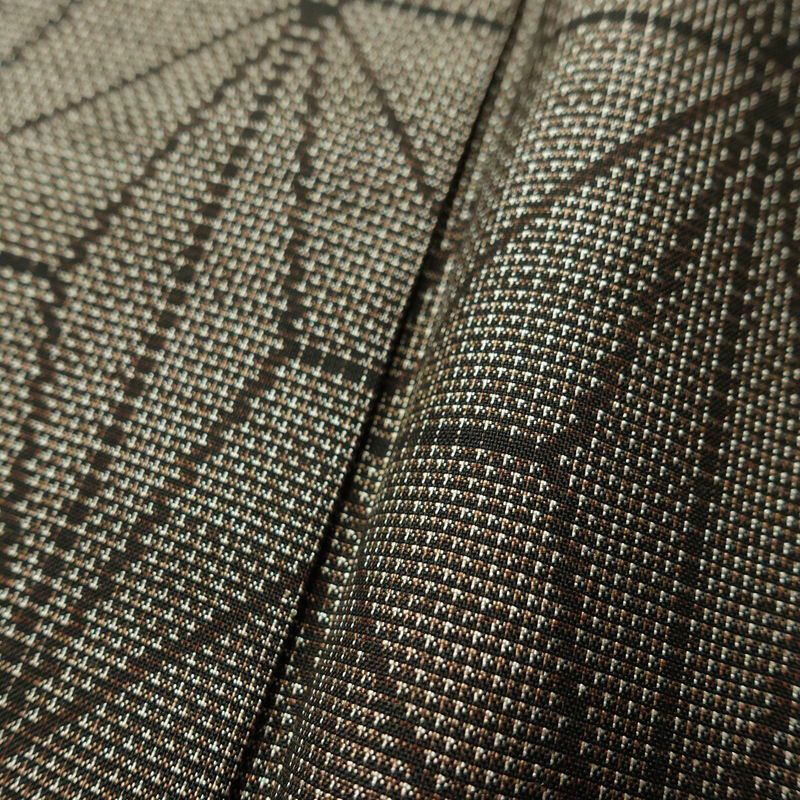 大島紬 良品 証紙なし 正絹 麻の葉柄 袷仕立て 身丈164.5cm 裄丈66.5cm 着物 茶_画像9