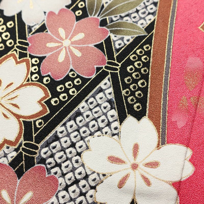 振袖 良品 ふき綿仕立て 金駒刺繍 正絹 古典柄 袷仕立て 身丈163.5cm 裄丈70.5cm 箔 金彩 着物 成人式 二十歳 ピンク_画像9
