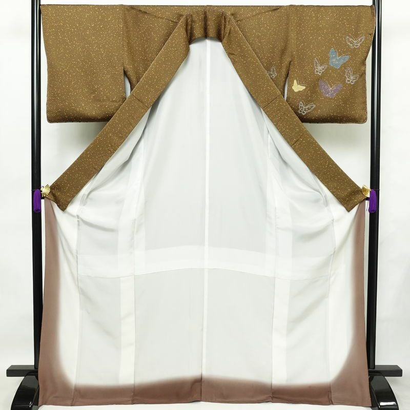 付け下げ 良品 しつけ糸付き 正絹 蝶・昆虫柄 袷仕立て 身丈171cm 裄丈69.5cm 箔 フォーマル 着物 入学式 卒業式 黄・黄土色_画像3