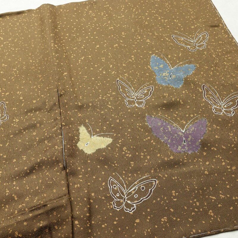 付け下げ 良品 しつけ糸付き 正絹 蝶・昆虫柄 袷仕立て 身丈171cm 裄丈69.5cm 箔 フォーマル 着物 入学式 卒業式 黄・黄土色_画像13