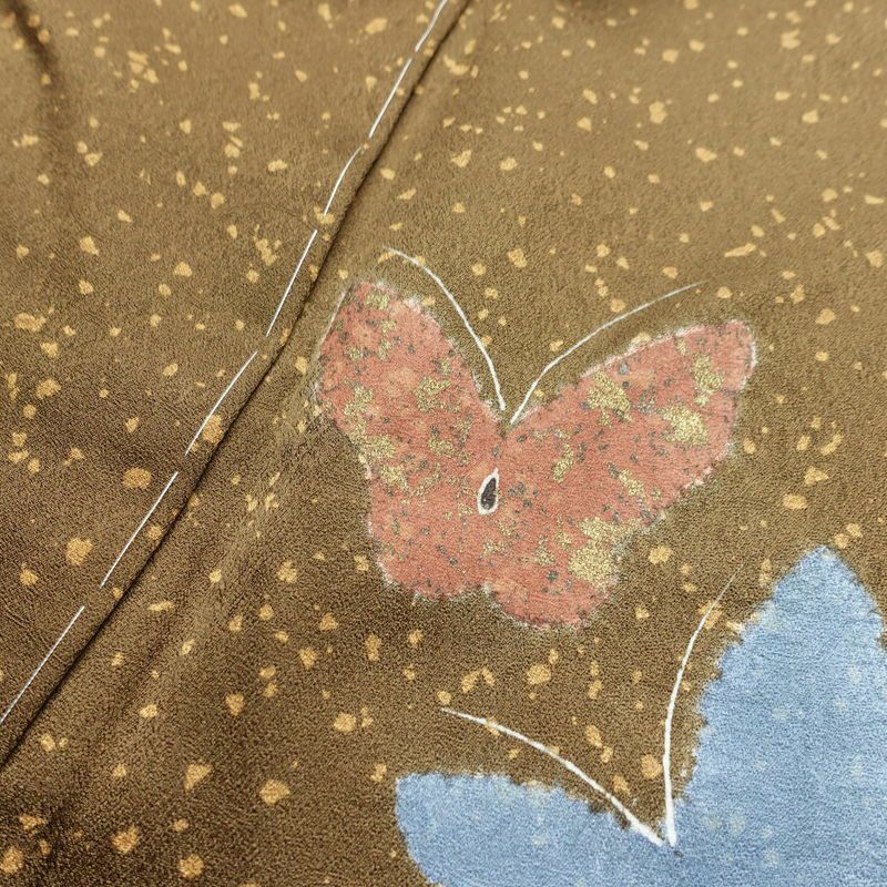 付け下げ 良品 しつけ糸付き 正絹 蝶・昆虫柄 袷仕立て 身丈171cm 裄丈69.5cm 箔 フォーマル 着物 入学式 卒業式 黄・黄土色_画像17