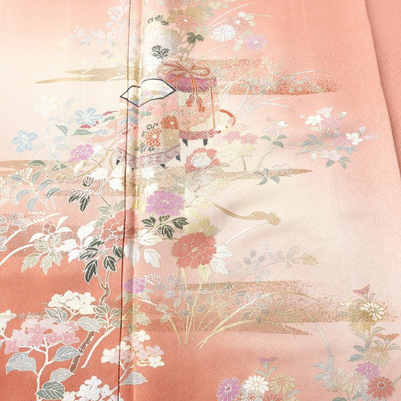 訪問着 美品 しつけ糸付き 一つ紋付き 正絹 古典柄 袷仕立て 身丈160cm 裄丈65.5cm 箔 金彩 フォーマル 着物 入学式 卒業式 結婚式 ピンク_画像6