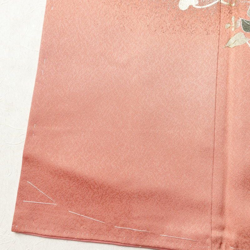 訪問着 美品 しつけ糸付き 一つ紋付き 正絹 古典柄 袷仕立て 身丈160cm 裄丈65.5cm 箔 金彩 フォーマル 着物 入学式 卒業式 結婚式 ピンク_画像12