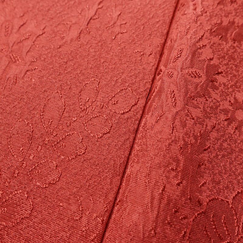 色無地 良品 しつけ糸付き 一つ紋付き 正絹 花柄 袷仕立て 身丈167cm 裄丈69cm フォーマル 着物 お茶会 赤・朱_画像9