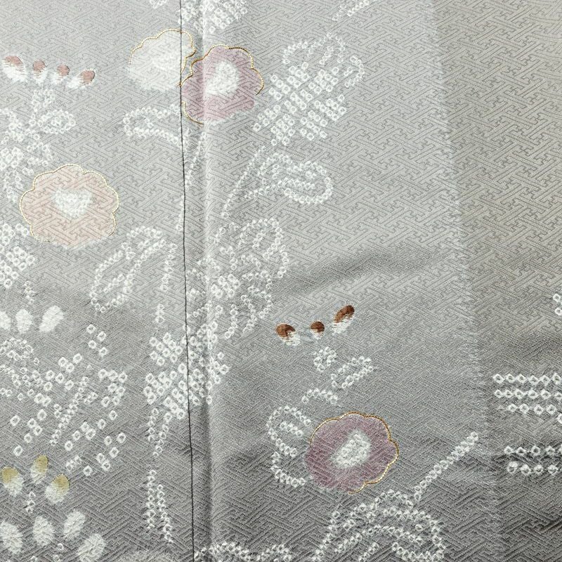 訪問着 美品 しつけ糸付き 絞り 一つ紋付き 正絹 花柄 袷仕立て 身丈159.5cm 裄丈65cm 刺繍 フォーマル 着物 入学式 卒業式 結婚式 グレー_画像6