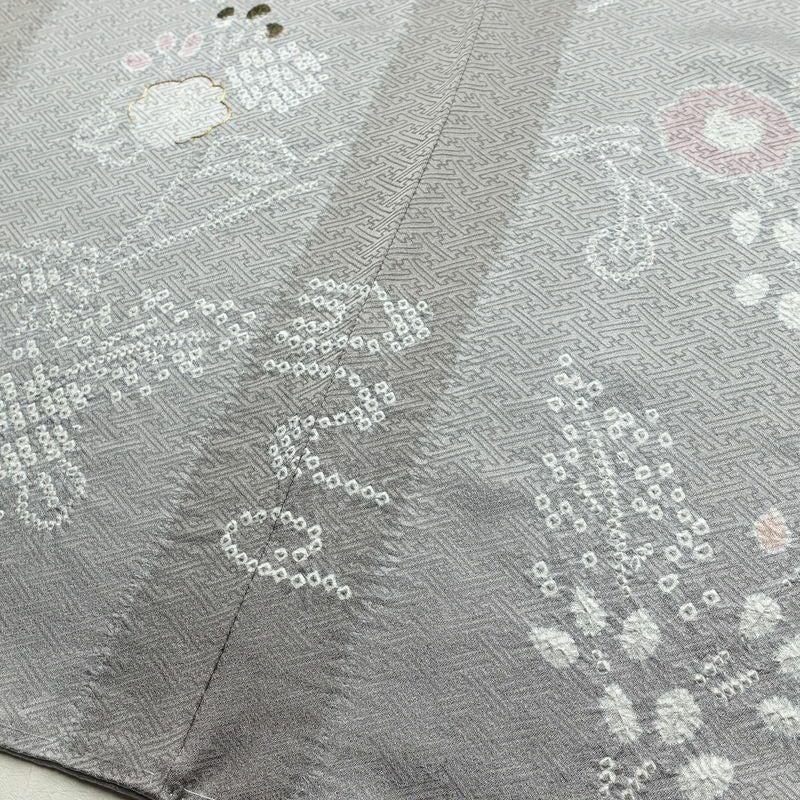 訪問着 美品 しつけ糸付き 絞り 一つ紋付き 正絹 花柄 袷仕立て 身丈159.5cm 裄丈65cm 刺繍 フォーマル 着物 入学式 卒業式 結婚式 グレー_画像13