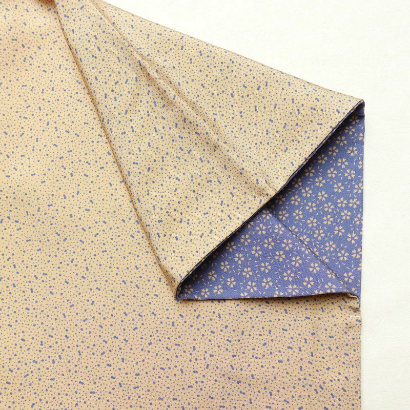 小紋 良品 しつけ糸付き 総柄 正絹 その他の柄 袷仕立て 身丈154.5cm 裄丈63.5cm 柄八掛 着物 ベージュ_画像13