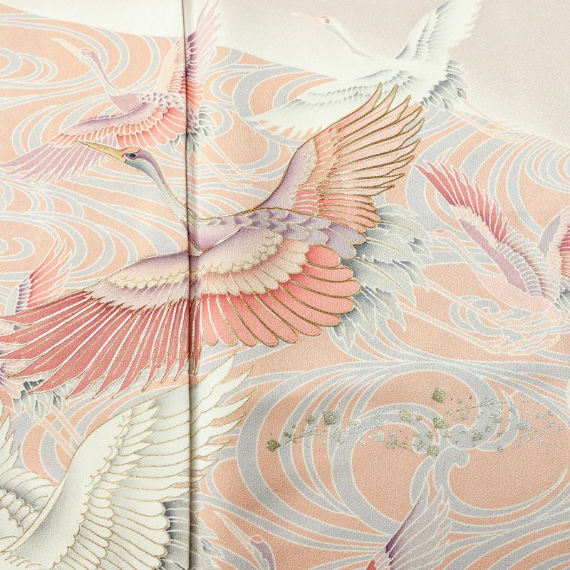 色留袖 しつけ糸付き 金駒刺繍 一つ紋付き 正絹 人物・動物柄 袷仕立て 身丈156.5cm 裄丈68cm 箔 刺繍 共八掛 金彩 フォーマル 着物 結婚式 ピンク_画像6