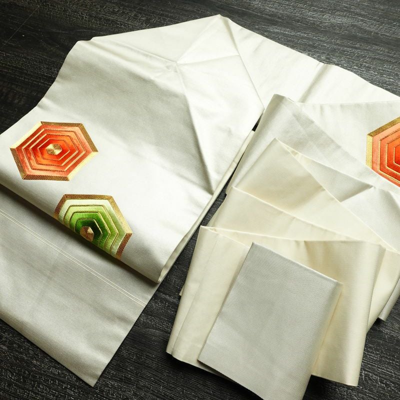 名古屋帯 太鼓柄 金駒刺繍 正絹 亀甲柄 名古屋仕立て 刺繍 金糸 帯 金・銀_画像17