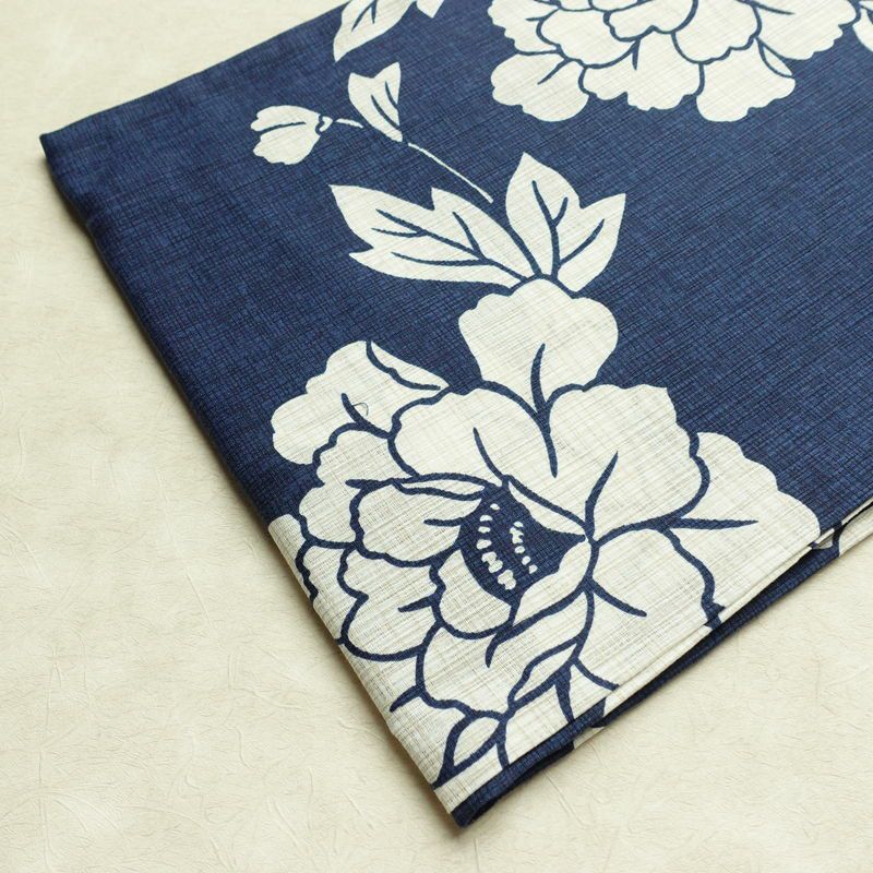 新品 浴衣 女性用 綿麻 高級変わり織 古典柄 花柄 牡丹柄 ゆかた 未使用品 しつけ糸付き 紺 シック モダン 上品 ボタン_画像13