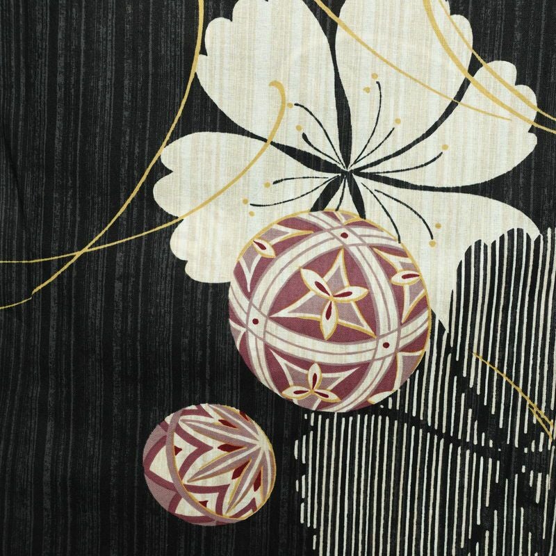 新品 浴衣 女性用 綿 平織 古典柄 ゆかた 未使用品 しつけ糸付き 黒 レトロ モダン まり 桜_画像3