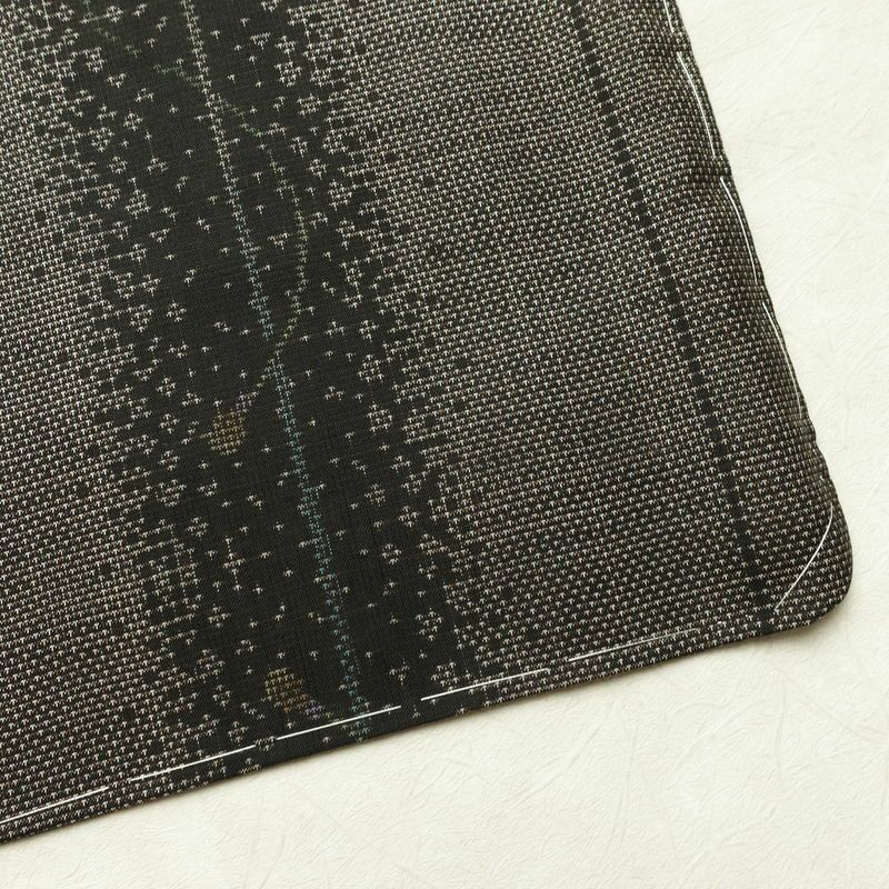 大島紬 美品 しつけ糸付き 正絹 縞柄・線柄 袷仕立て 身丈160.5cm 裄丈65cm リサイクル着物 着物 茶_画像16