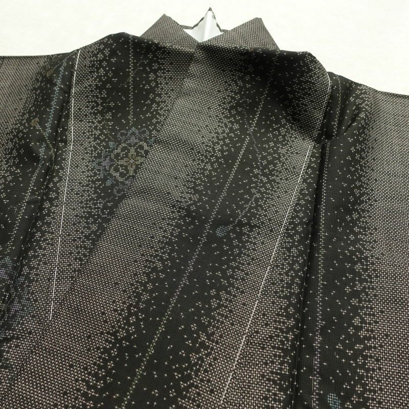 大島紬 美品 しつけ糸付き 正絹 縞柄・線柄 袷仕立て 身丈160.5cm 裄丈65cm リサイクル着物 着物 茶_画像17