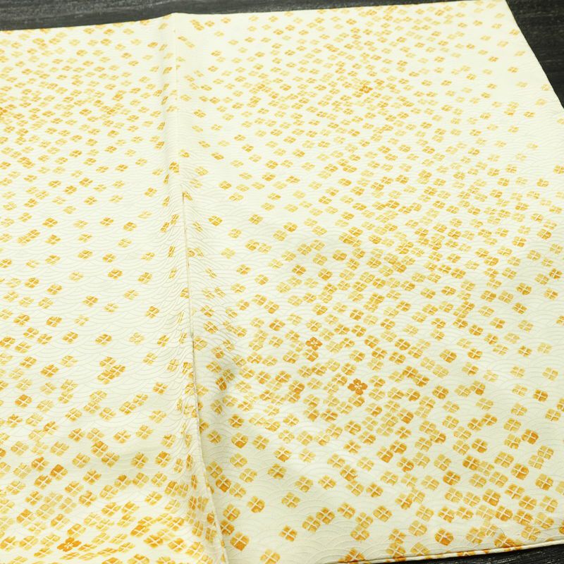 小紋 良品 総柄 ポリエステル 古典柄 袷仕立て 身丈159cm 裄丈63cm リサイクル着物 着物 カジュアル クリーム_画像14