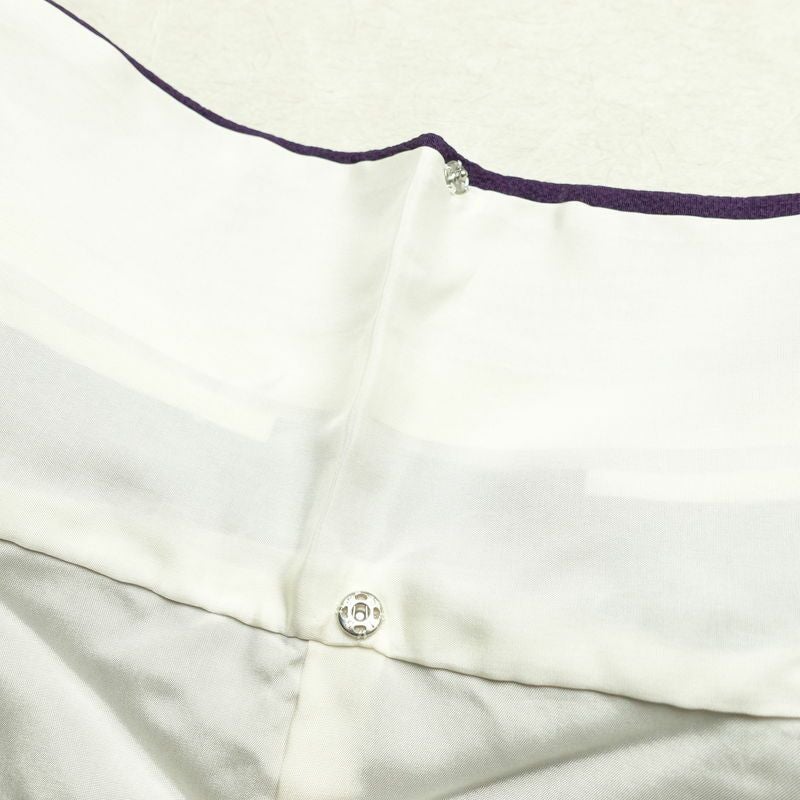 振袖 落款入り 縮緬 正絹 花柄 袷仕立て 身丈157.5cm 裄丈66.5cm リサイクル着物 着物 共八掛 成人式 二十歳 二十歳の集い フォーマル シンプル 紅葉 桜 紫・藤色_画像19