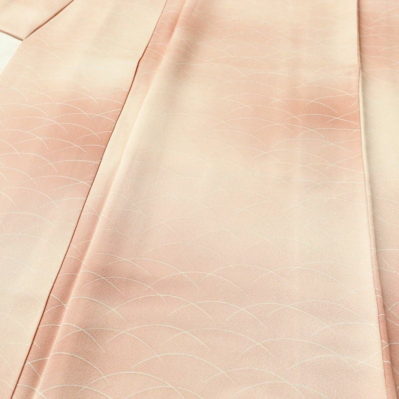 小紋 付下小紋 正絹 木の葉・植物柄 袷仕立て 身丈155.5cm 裄丈64.5cm リサイクル着物 着物 ぼかし 七五三 お宮参り 芝 フォーマル シンプル 上品 ピンク_画像5