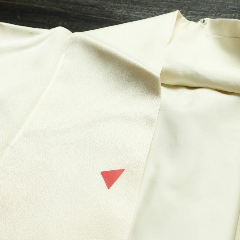 付け下げ 落款入り しつけ糸付き 正絹 花柄 袷仕立て 身丈159.5cm 裄丈67cm リサイクル着物 着物 手描き フォーマル 上品 白_画像18