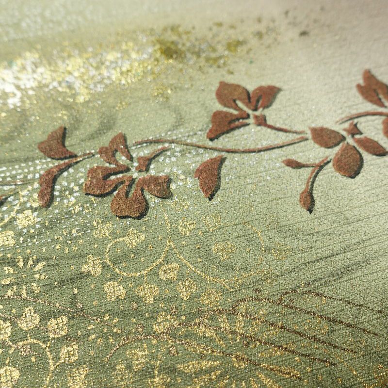 付け下げ 良品 しつけ糸付き 正絹 花柄 袷仕立て 身丈155.5cm 裄丈63cm リサイクル着物 着物 箔 金彩 銀彩 入学式 卒業式 七五三 お宮参り フォーマル 茶_画像9