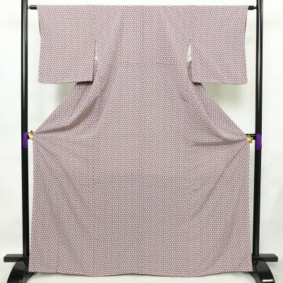 小紋 縮緬 総柄 正絹 花柄 袷仕立て 身丈167.5cm 裄丈62.5cm リサイクル着物 着物 モダン 紫・藤色