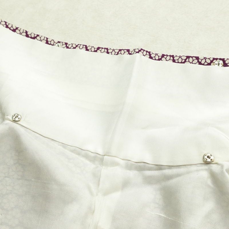 小紋 縮緬 総柄 正絹 花柄 袷仕立て 身丈167.5cm 裄丈62.5cm リサイクル着物 着物 モダン 紫・藤色_画像17