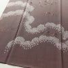 付け下げ 縮緬 絞り 正絹 木の葉・植物柄 袷仕立て 身丈160cm 裄丈66.5cm リサイクル着物 着物 刺繍 ぼかし 入学式 卒業式 七五三 お宮参り フォーマル シンプル 上品 紫・藤色_画像4