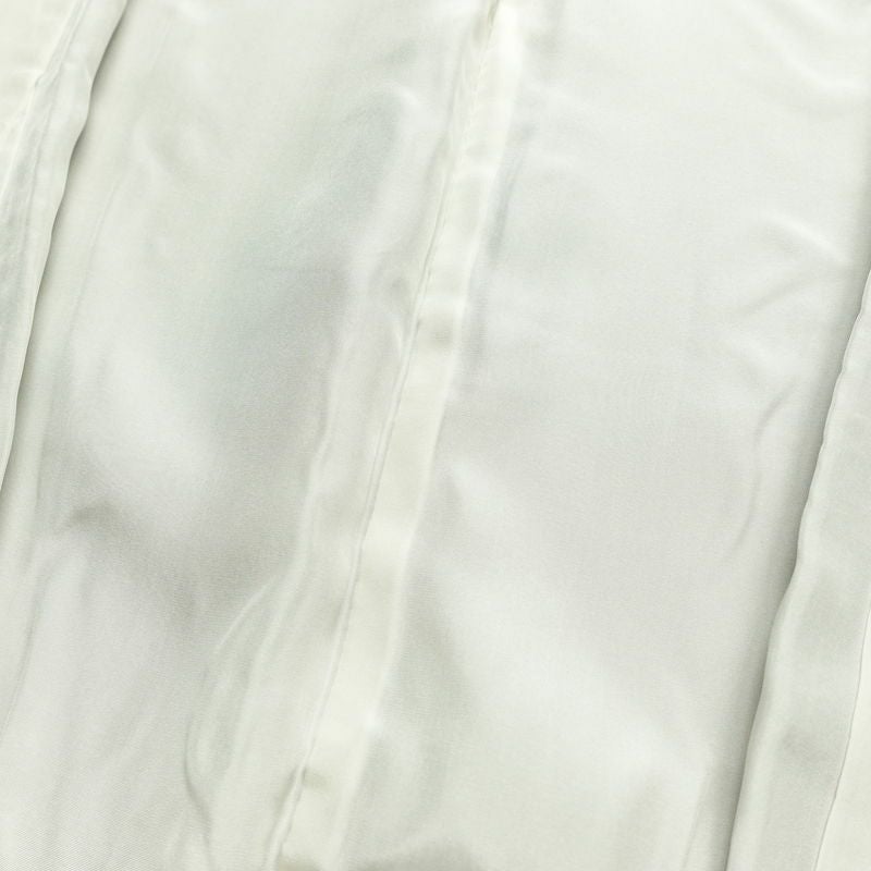 付け下げ 縮緬 絞り 正絹 木の葉・植物柄 袷仕立て 身丈160cm 裄丈66.5cm リサイクル着物 着物 刺繍 ぼかし 入学式 卒業式 七五三 お宮参り フォーマル シンプル 上品 紫・藤色_画像18