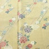 小紋 良品 正絹 花柄 袷仕立て 身丈162.5cm 裄丈67cm リサイクル着物 一部しつけ糸付き 着物 金彩 黄・黄土色_画像6