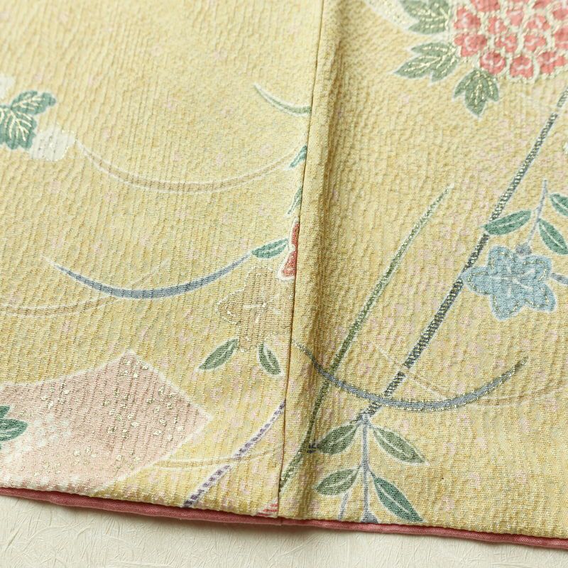 小紋 良品 正絹 花柄 袷仕立て 身丈162.5cm 裄丈67cm リサイクル着物 一部しつけ糸付き 着物 金彩 黄・黄土色_画像11