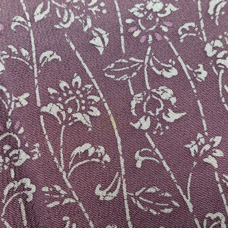 小紋 縮緬 総柄 正絹 木の葉・植物柄 袷仕立て 身丈152.5cm 裄丈64cm リサイクル着物 着物 紫・藤色_画像15