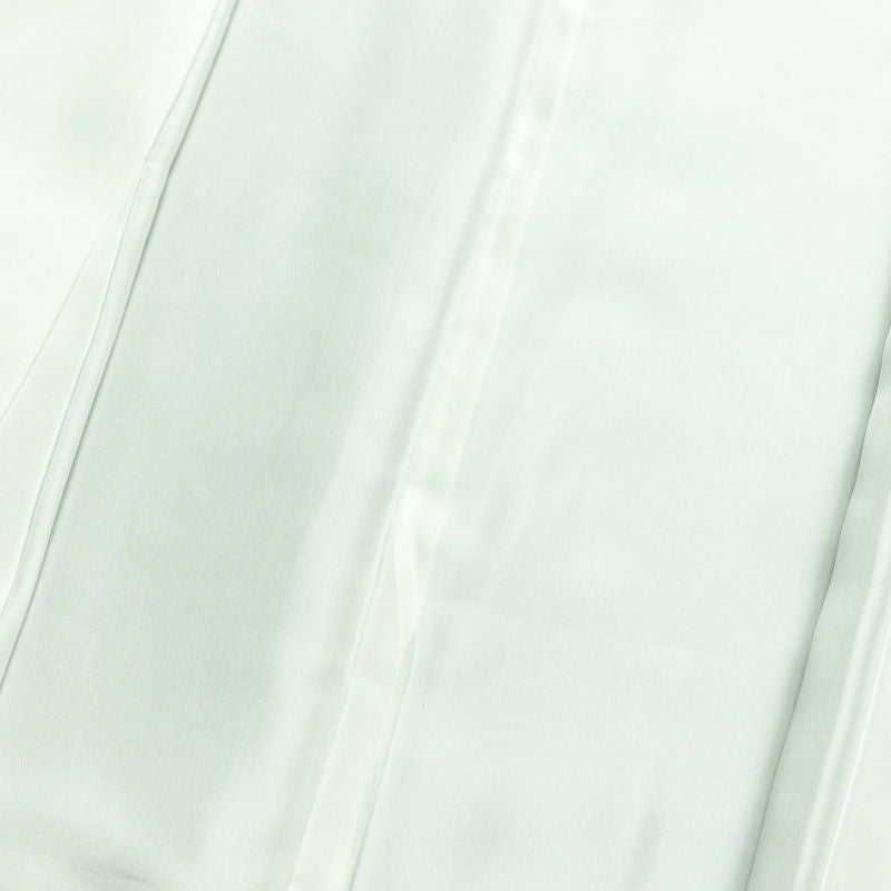 付け下げ 美品 しつけ糸付き 金駒刺繍 綸子 絞り 正絹 古典柄 袷仕立て 身丈165.5cm 裄丈67.5cm リサイクル着物 着物 刺繍 箔 金彩 菊 緑・うぐいす色_画像19