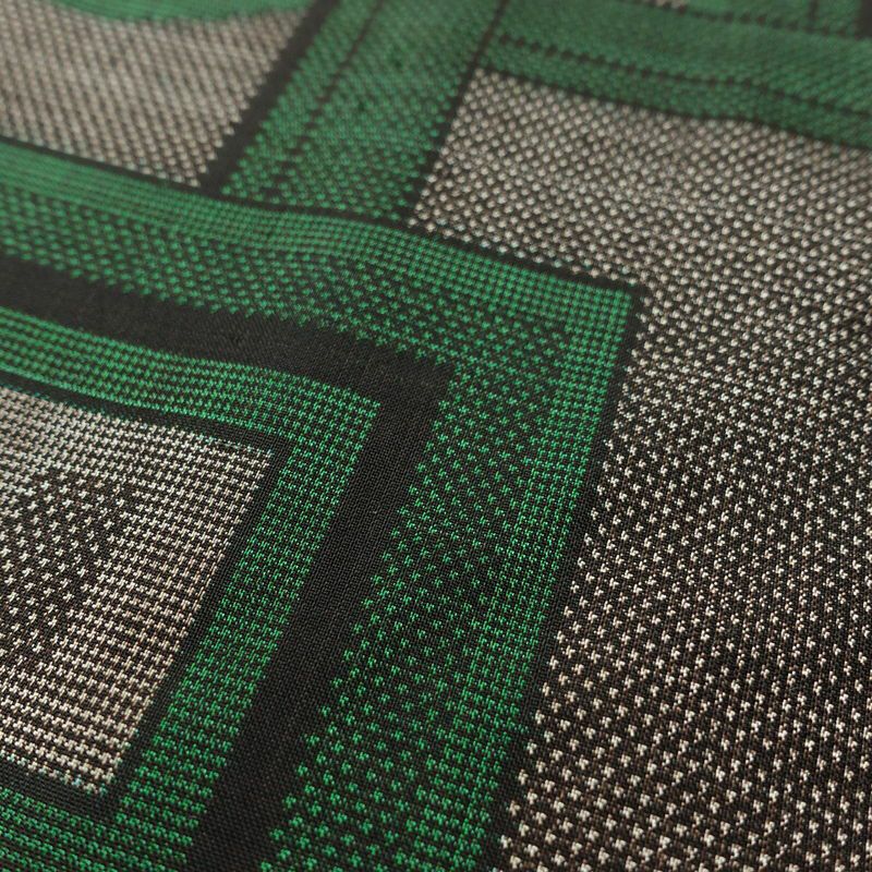 紬 正絹 幾何学柄・抽象柄 袷仕立て 身丈157.5cm 裄丈64.5cm リサイクル着物 着物 カジュアル 茶_画像9