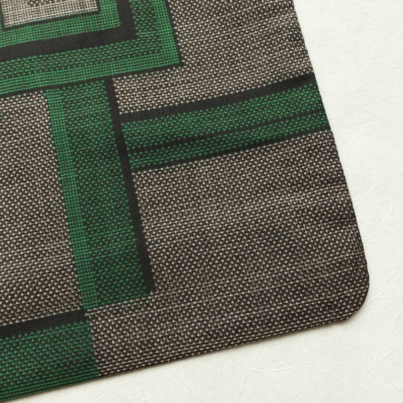 紬 正絹 幾何学柄・抽象柄 袷仕立て 身丈157.5cm 裄丈64.5cm リサイクル着物 着物 カジュアル 茶_画像15