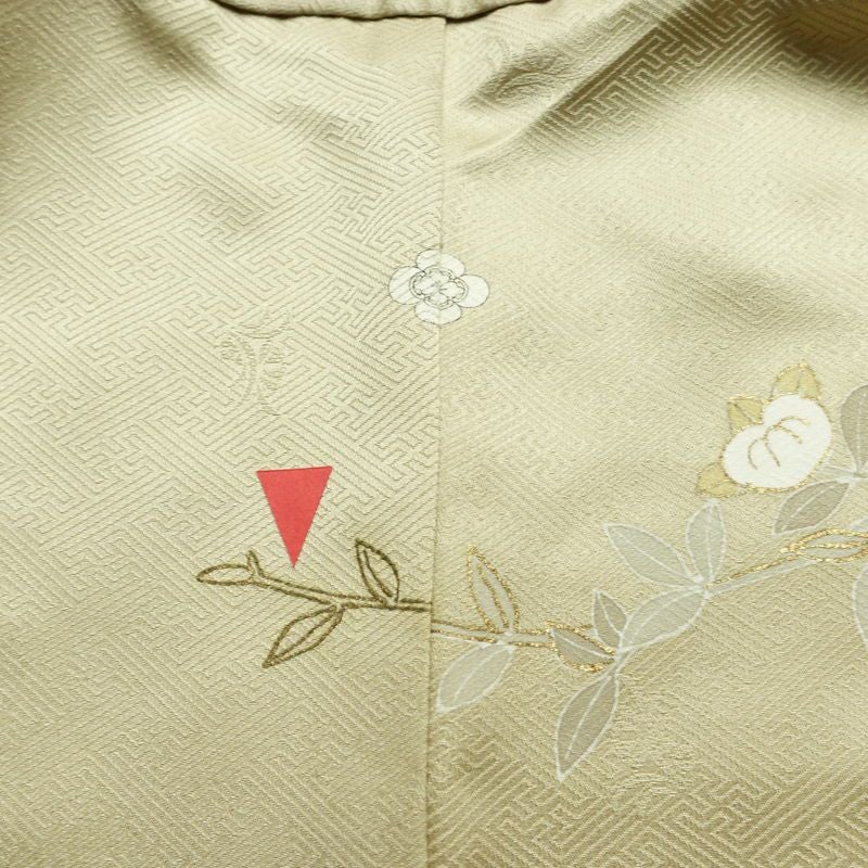 訪問着 綸子 金駒刺繍 一つ紋付き 正絹 木の葉・植物柄 袷仕立て 身丈161.5cm 裄丈65.5cm リサイクル着物 着物 箔 共八掛 入学式 卒業式 七五三 パーティー お宮参り フォーマル 雪輪 萩 ベージュ 緑・うぐいす色_画像14