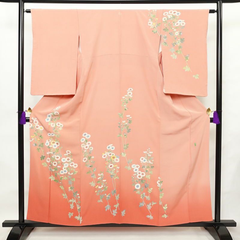 訪問着 落款入り 縮緬 一つ紋付き 正絹 花柄 袷仕立て 身丈156.5cm 裄丈63cm リサイクル着物 着物 作家物 共八掛 パーティー フォーマル 菊 ピンク_画像1