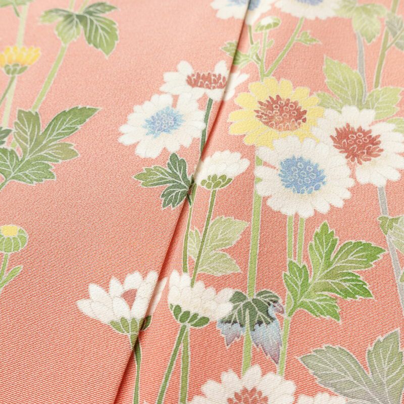 訪問着 落款入り 縮緬 一つ紋付き 正絹 花柄 袷仕立て 身丈156.5cm 裄丈63cm リサイクル着物 着物 作家物 共八掛 パーティー フォーマル 菊 ピンク_画像7