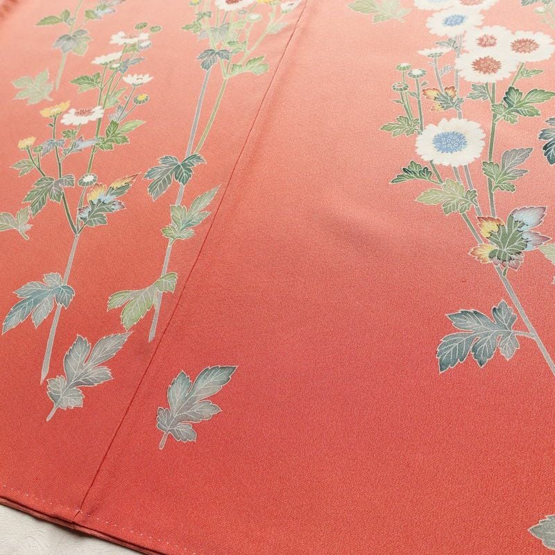 訪問着 落款入り 縮緬 一つ紋付き 正絹 花柄 袷仕立て 身丈156.5cm 裄丈63cm リサイクル着物 着物 作家物 共八掛 パーティー フォーマル 菊 ピンク_画像10