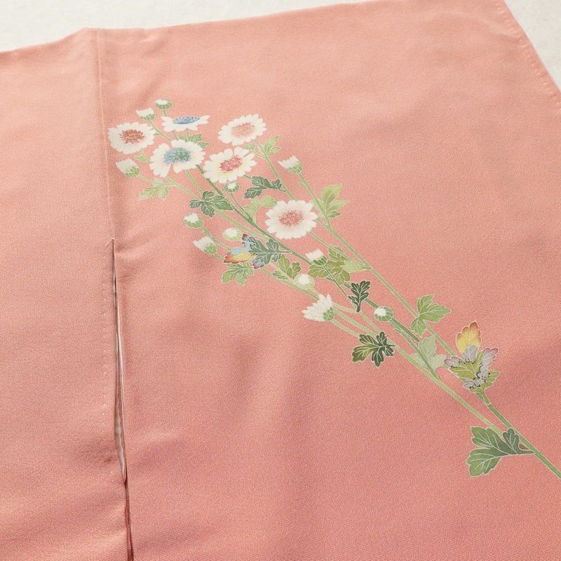訪問着 落款入り 縮緬 一つ紋付き 正絹 花柄 袷仕立て 身丈156.5cm 裄丈63cm リサイクル着物 着物 作家物 共八掛 パーティー フォーマル 菊 ピンク_画像11