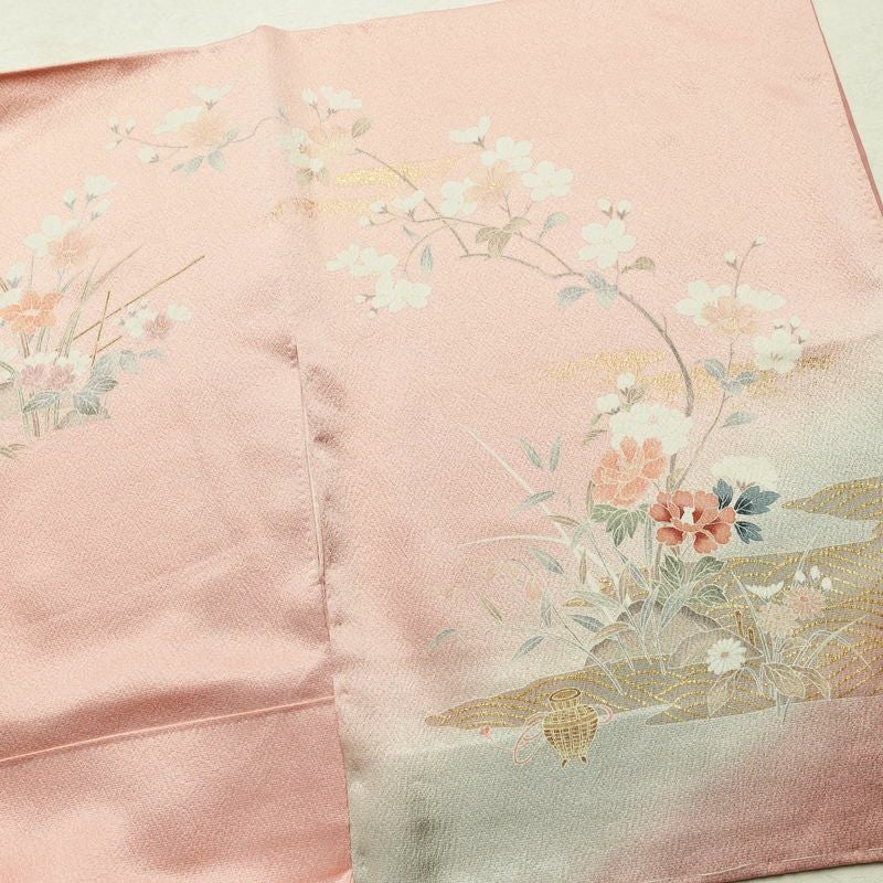 訪問着 良品 正絹 花柄 袷仕立て 身丈159.5cm 裄丈63.5cm リサイクル着物 一部しつけ糸付き 着物 箔 入学式 卒業式 七五三 お宮参り フォーマル ピンク_画像15